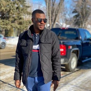 Meet your Posher, Ismaila